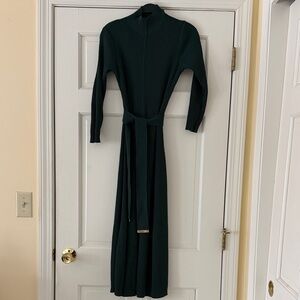 Elegant CK Green Knit Midi Dress